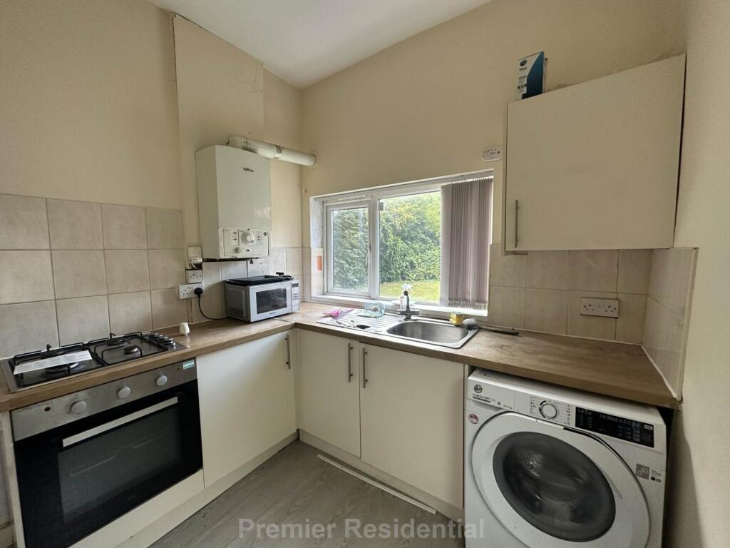 House in Manchester, Fallowfield - View 2