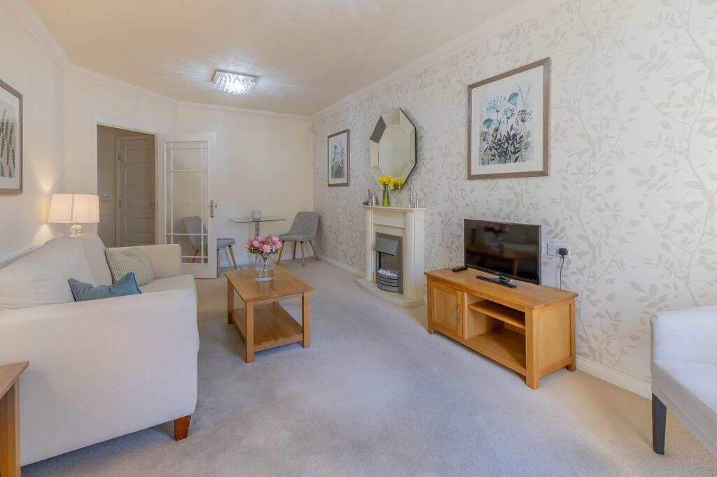 Gloucester Road, Malmesbury, SN16 photo 4