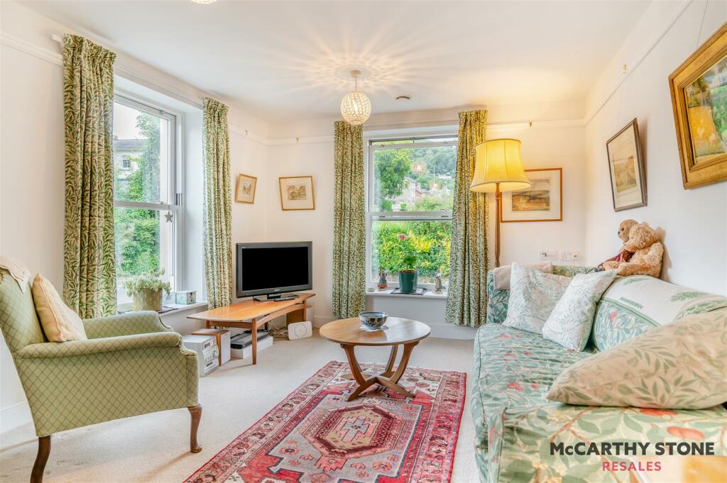 Main image of property: Cartwright Court, 2 Victoria Road, Malvern, WR14 2GE