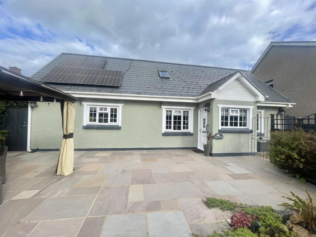 Main image of property: Pendine