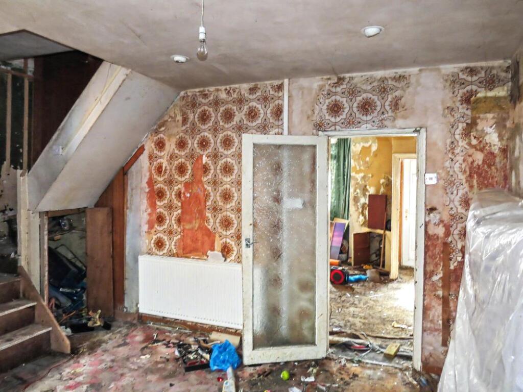 House in Preston - More