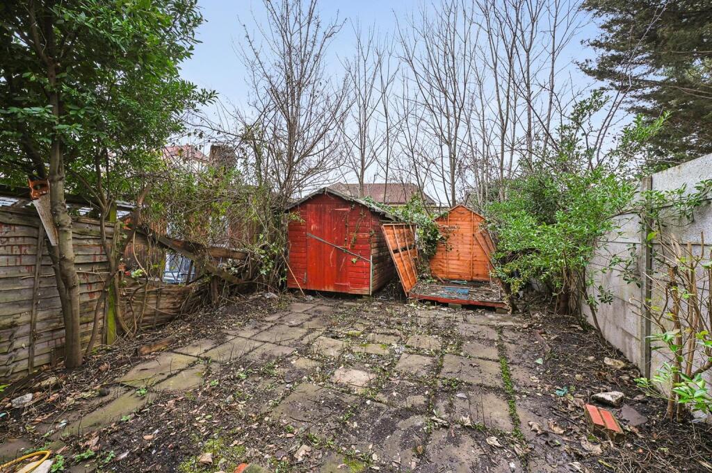 Main image of property: Cricklewood Lane, London, NW2