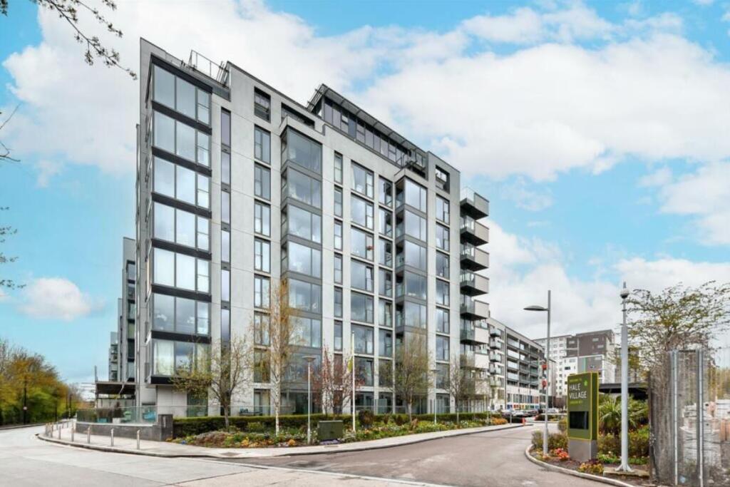 Main image of property: Lapwing Heights, Hale Village, London, N17