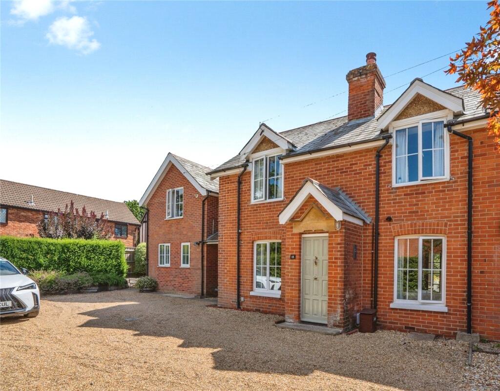 Main image of property: Heath Road South, Locks Heath, Southampton, Hampshire, SO31