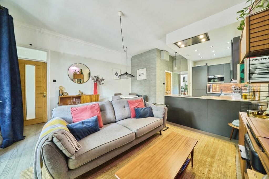 Apartment in London, Stratford - View 5