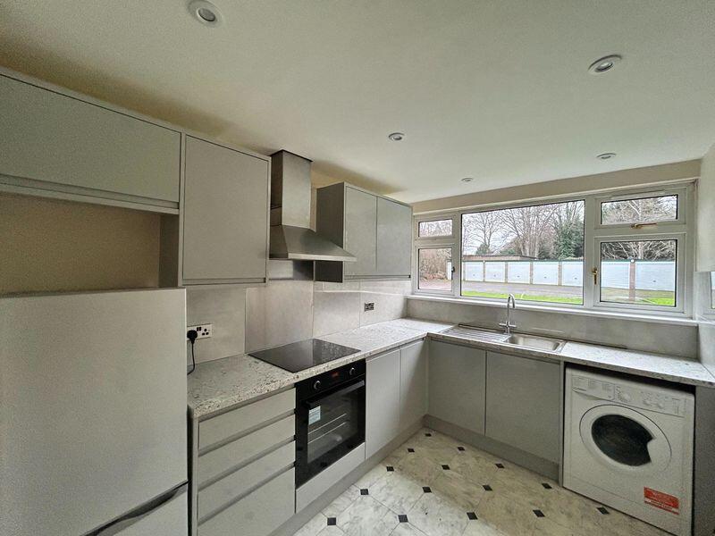 Main image of property: The Crescens, Sanderstead Road