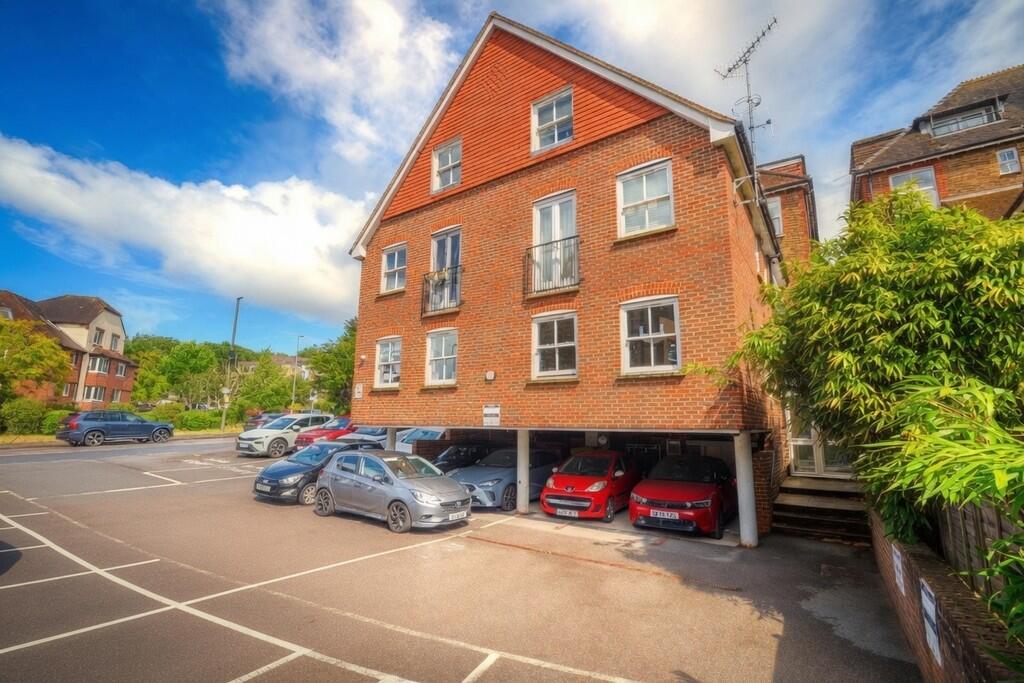 Main image of property: London Road, Guildford