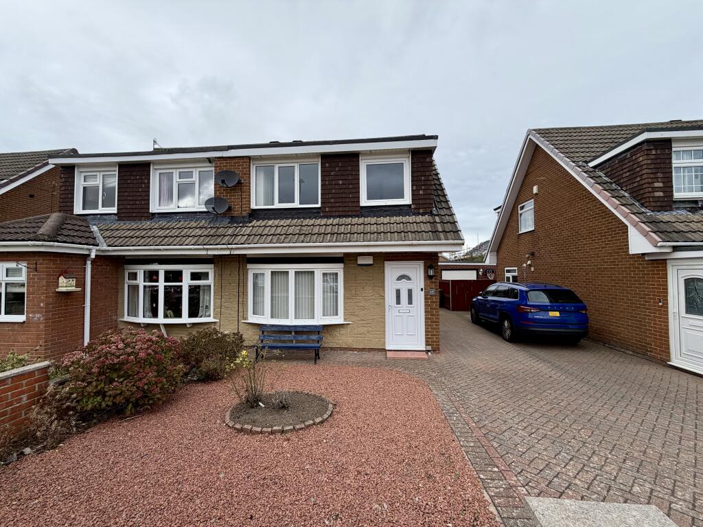 3-bed semi-detached on Crowhurst Close, Guisborough, Redcar And Cleveland, £205,000