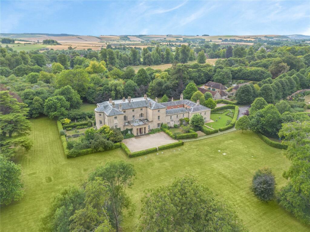 Apartment in Heytesbury - View 4