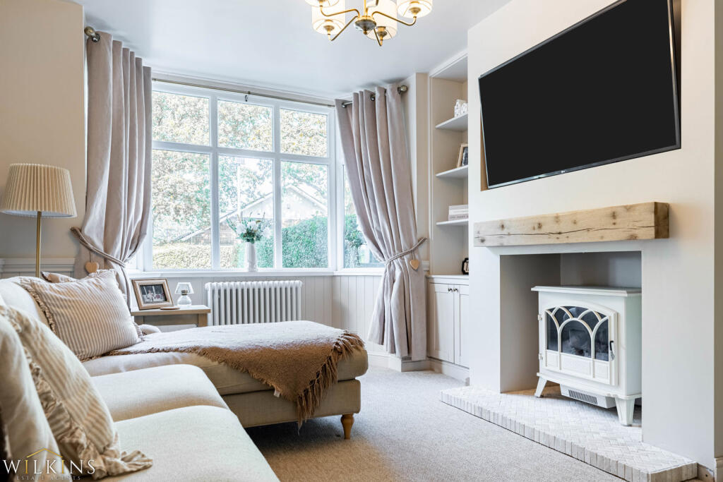 House in North Warwickshire, Middleton - More