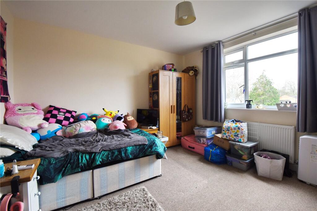 Main image of property: Frome Valley Road, Bristol, Somerset, BS16