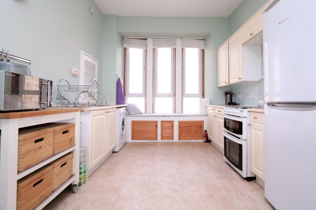 Apartment in Glasgow - More