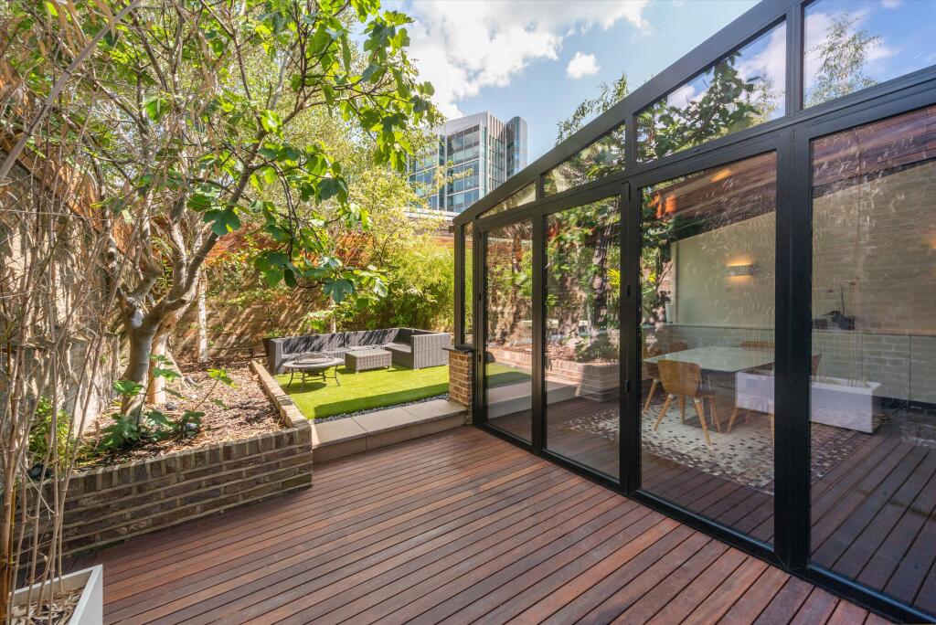 Apartment in London - View 4