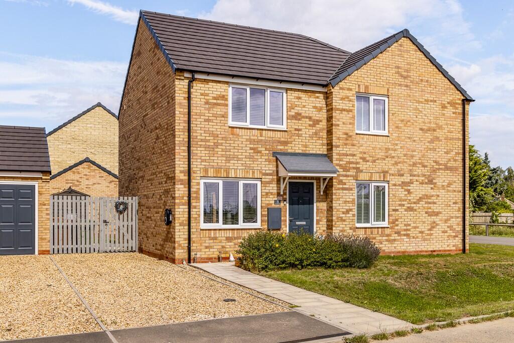 2-bed semi-detached on Cranmer Road, Sutterton, PE20 2DX, £165,000