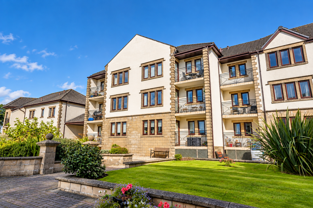 Main image of property: 44 Bowencraig, Largs, KA30 8TB