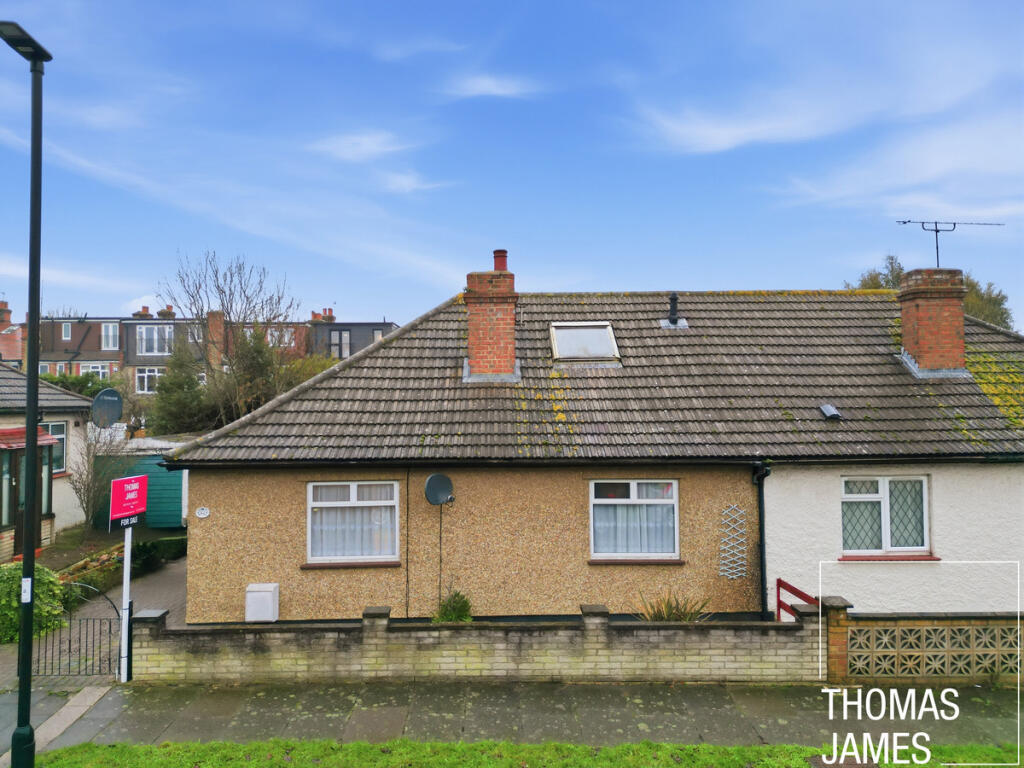 Main image of property: Lytton Avenue, London, N13