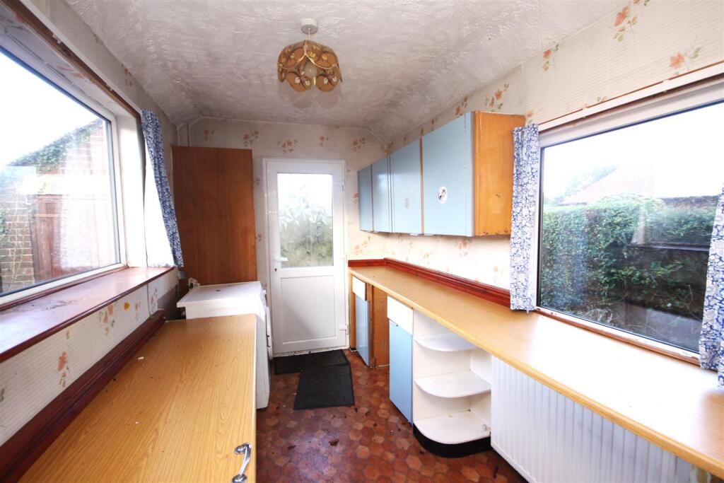 Highfield Road, Ormskirk photo 3