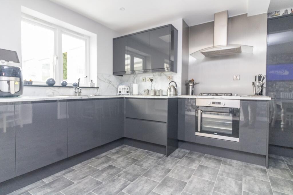 Central Avenue, Syston, LE7 photo 2