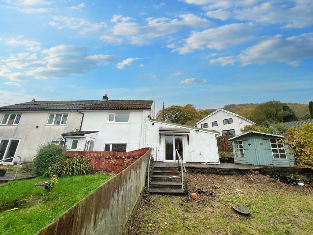 Main image of property: 8 Blaennant Y Groes Road, Aberdare