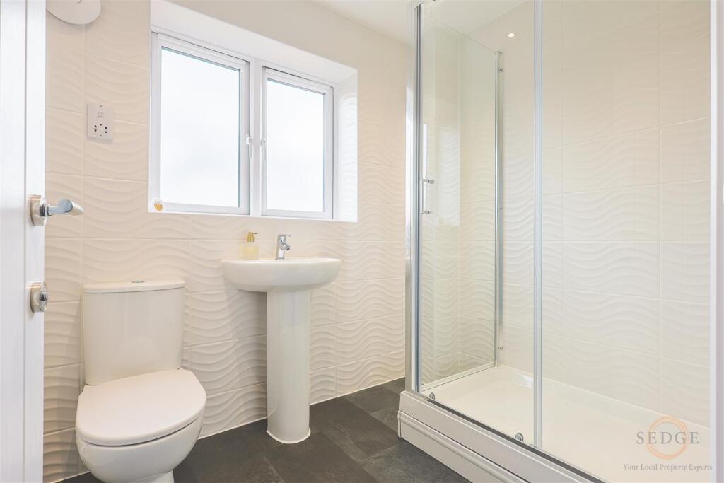 House in South Holland, Surfleet - View 5