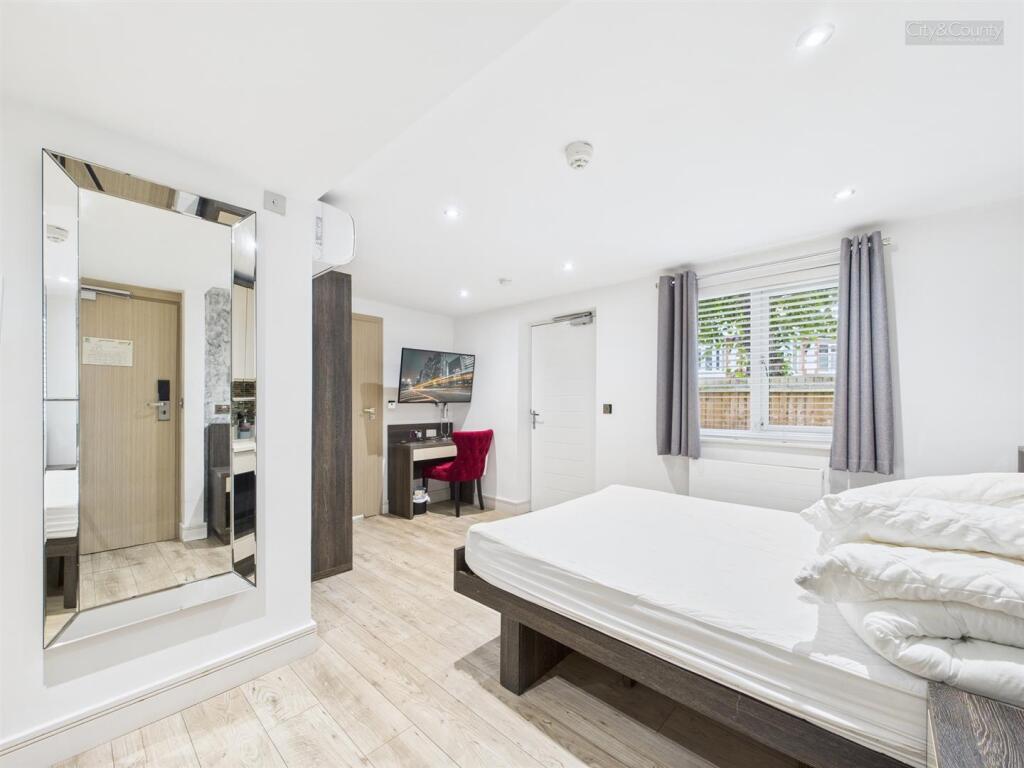 Main image of property: Broadway, Peterborough