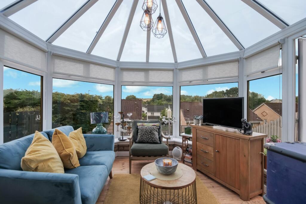 House in Paisley, Renfrewshire - View 4