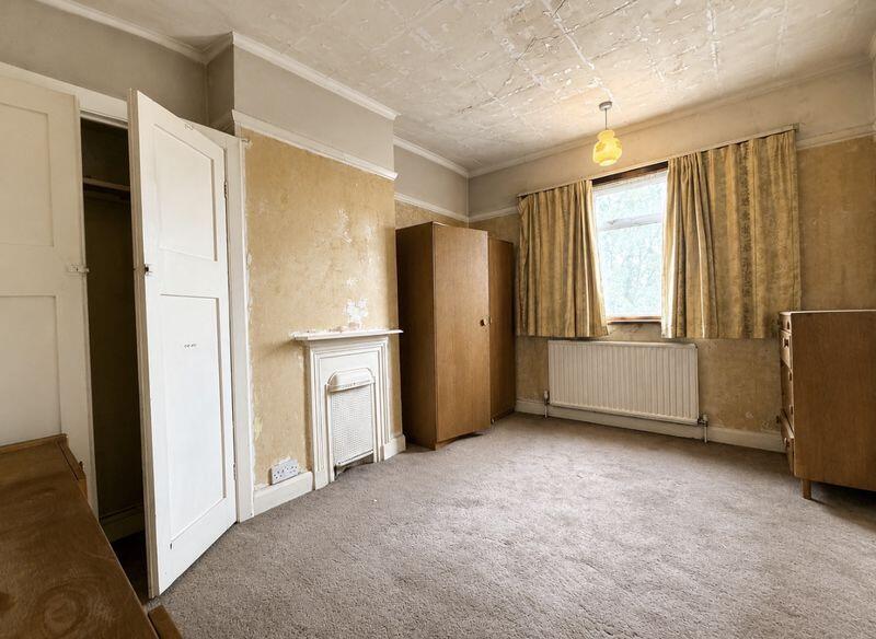 House in Luton - More