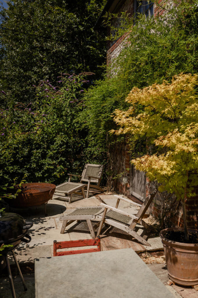 House in Salisbury - View 5