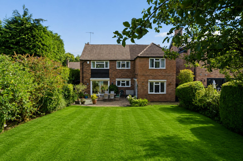 House in Watford - View 4