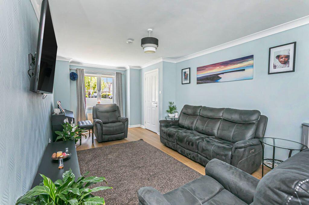 House in Dunfermline, Fife - View 3