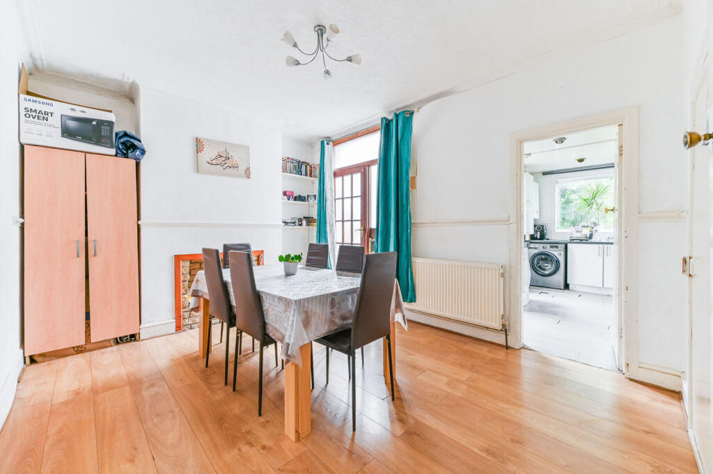 Main image of property: Meadvale Road,, Croydon, CR0