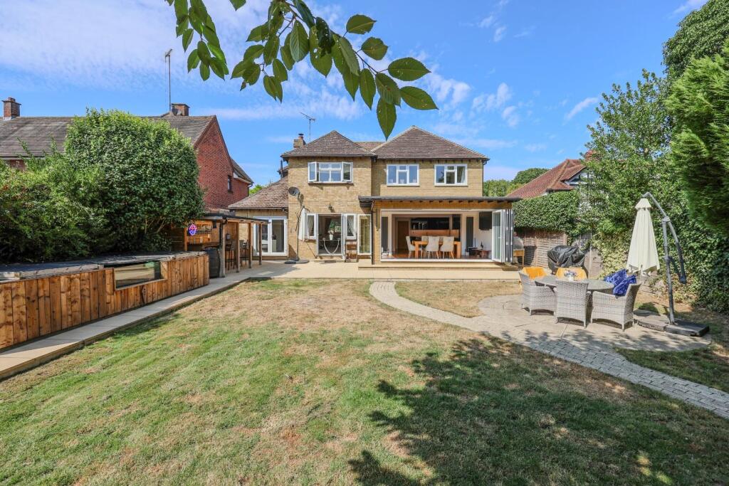 House in Southend-on-Sea - View 3