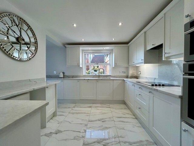 Van Mildert Close, Bishop Auckland, DL14 photo 4