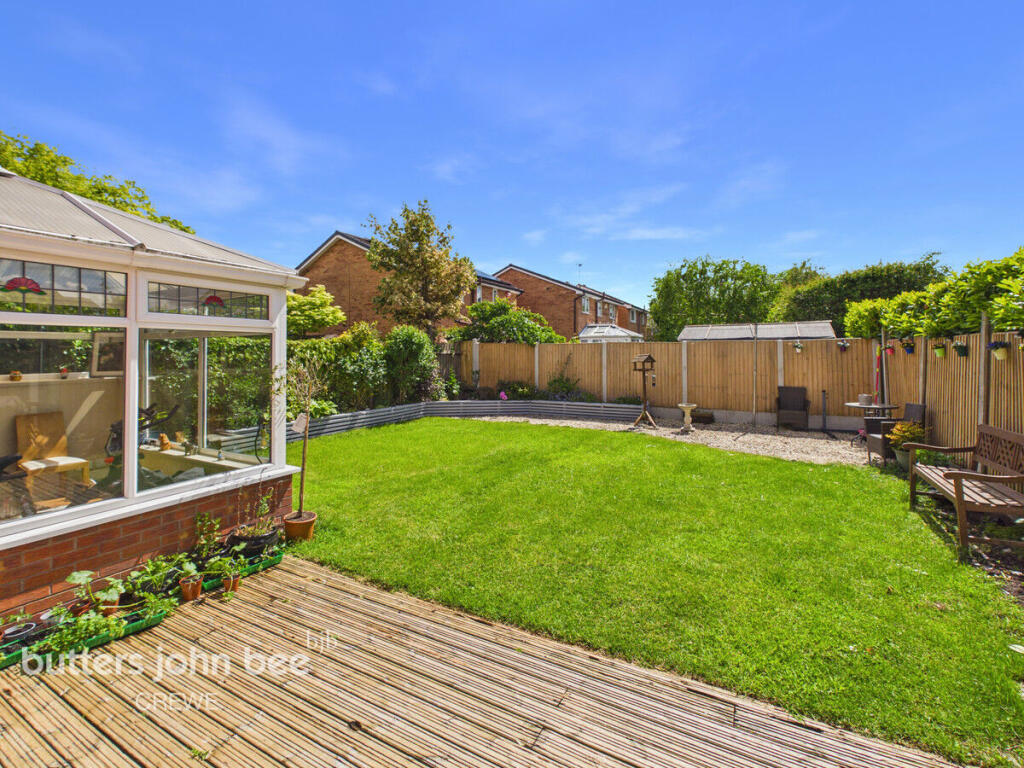 Sheridan Close, Crewe photo 4