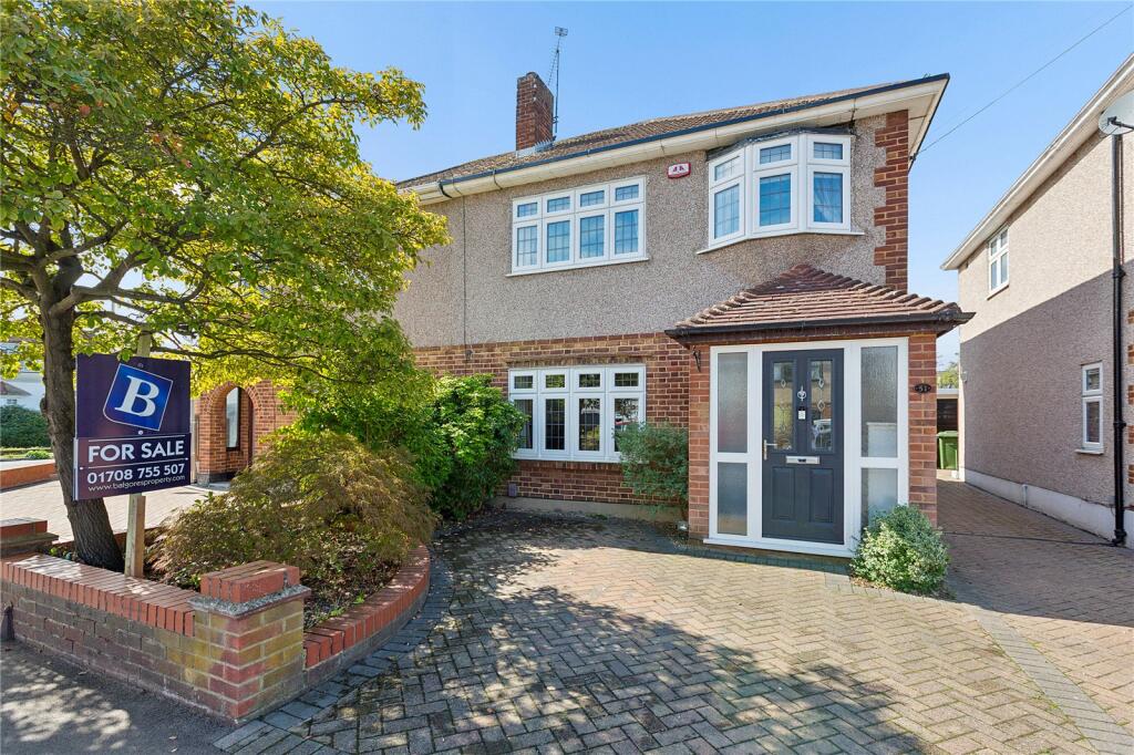 Main image of property: Dee Way, Rise Park, RM1