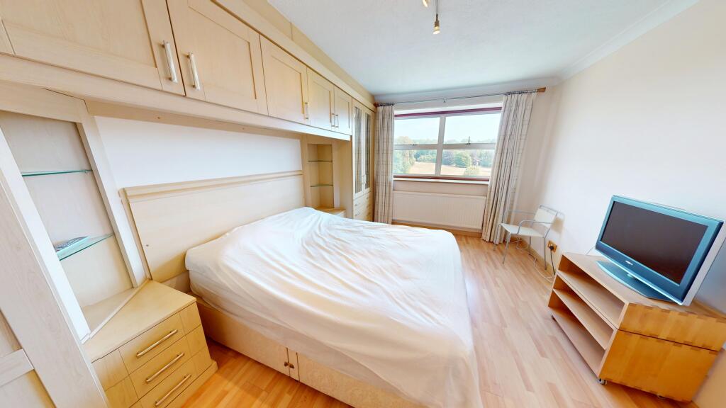 Apartment in Brighton - More