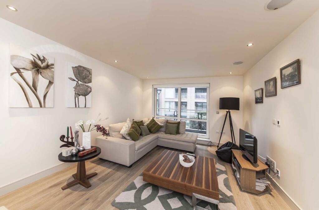 Main image of property: Park Street, Fulham