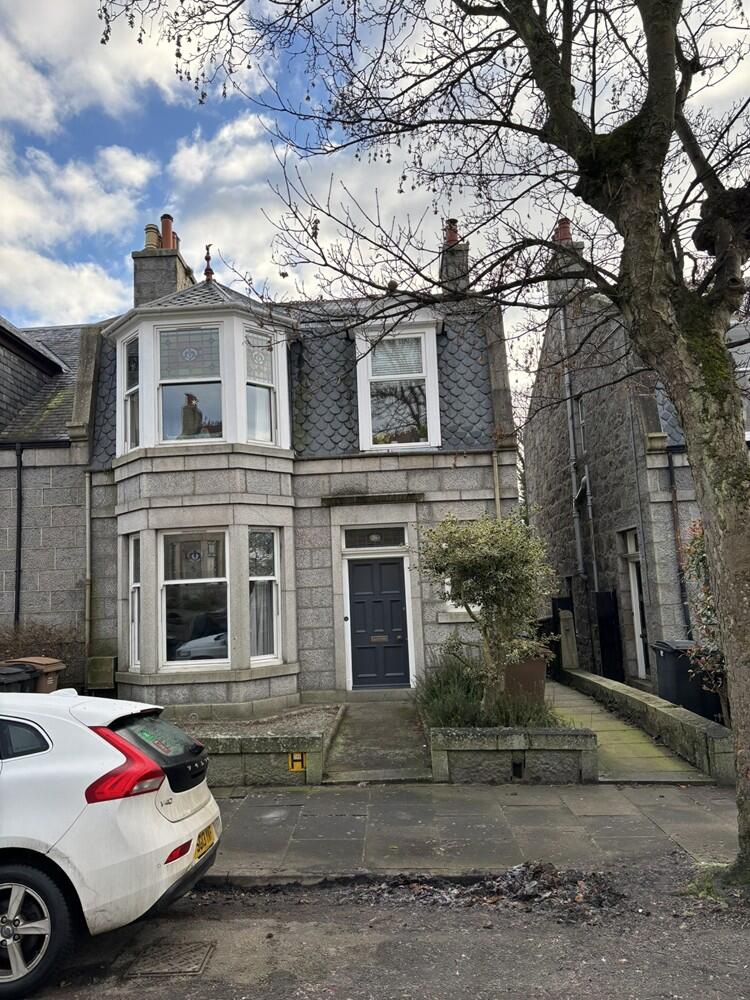 Main image of property: 21 Belgrave Terrace, Aberdeen, AB25 2NT