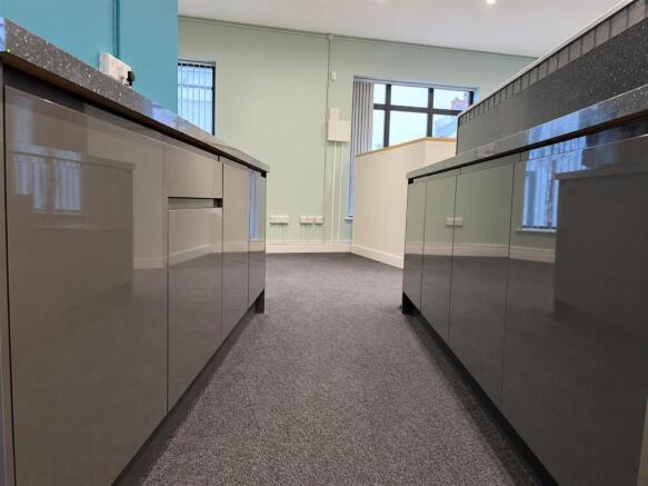 main office 5 stret 2.jpg