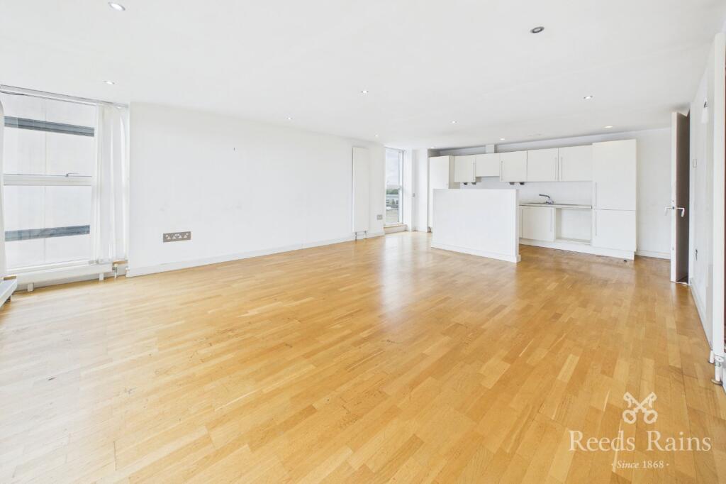 Apartment in Manchester - View 3
