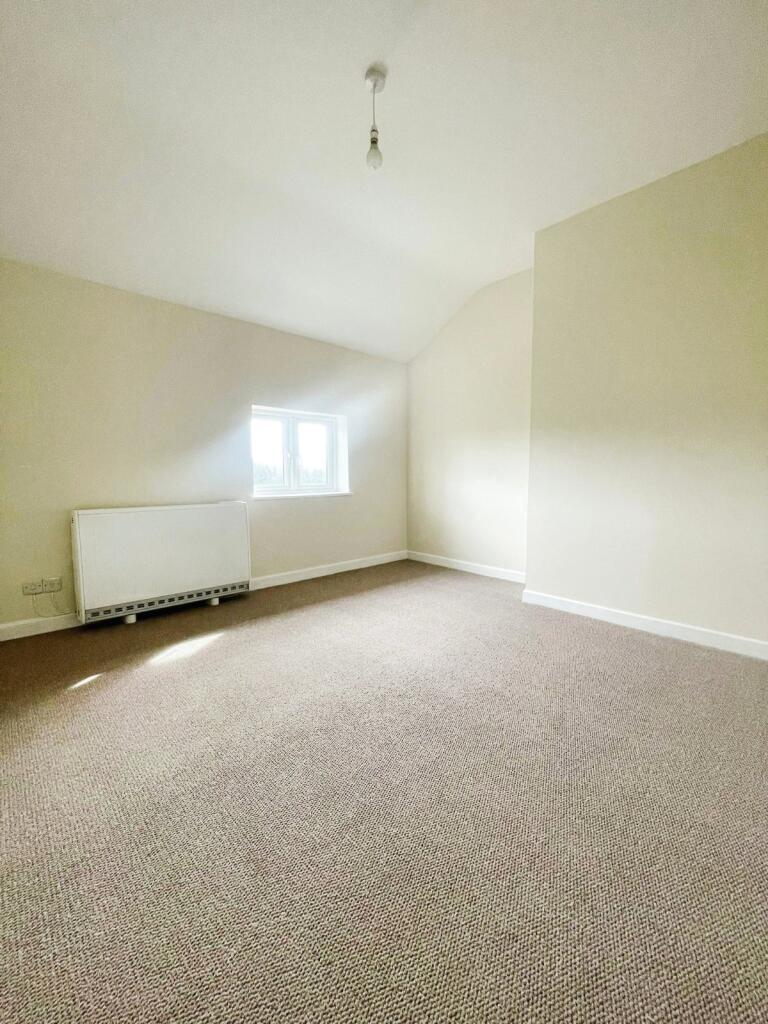 House in Eaton, Rushton - View 4