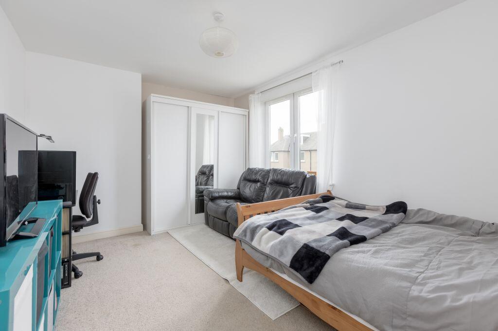 38 Windsor Park, Musselburgh, East Lothian, EH21 7QL - More