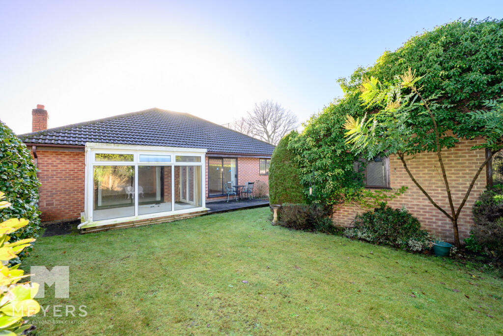 Sherwood Drive | Verwood | BH31 photo 2