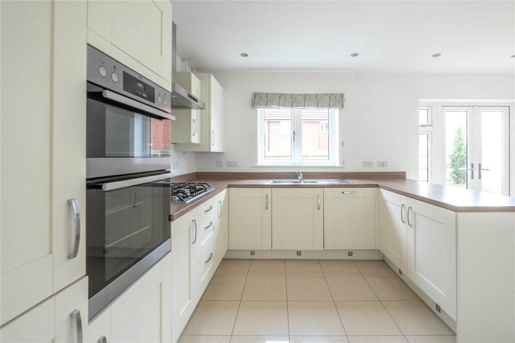House in Milton Keynes - View 5