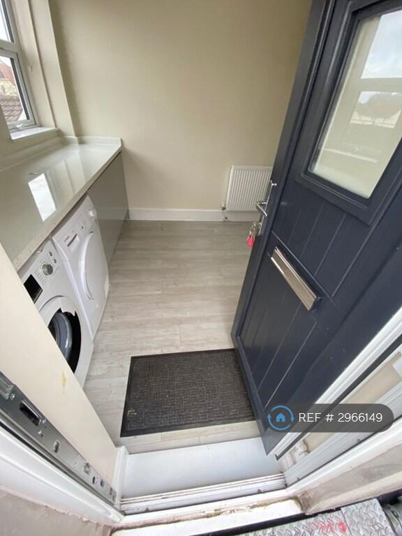 Lodge Causeway, Bristol, BS16 - View 2