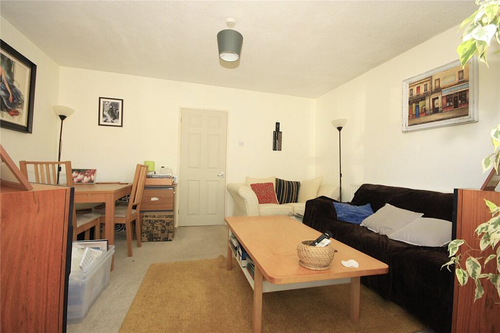 Soberton Road, Havant, Hampshire, PO9 - View 4