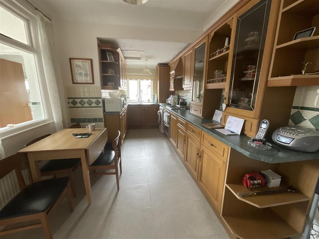 House in Ammanford - View 3