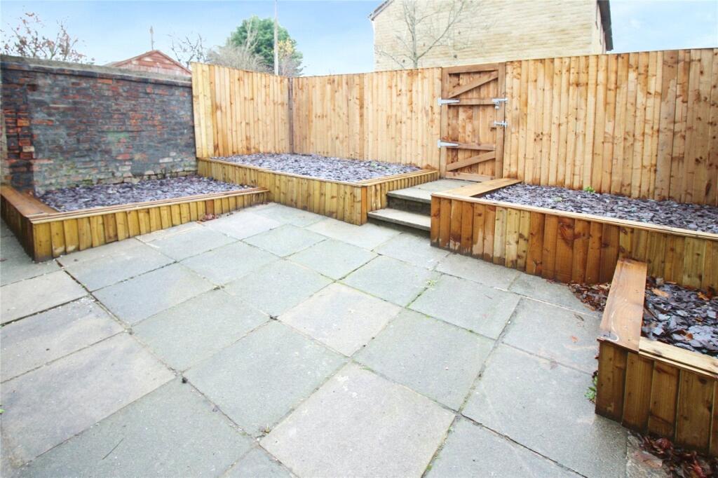 House in Manchester - More
