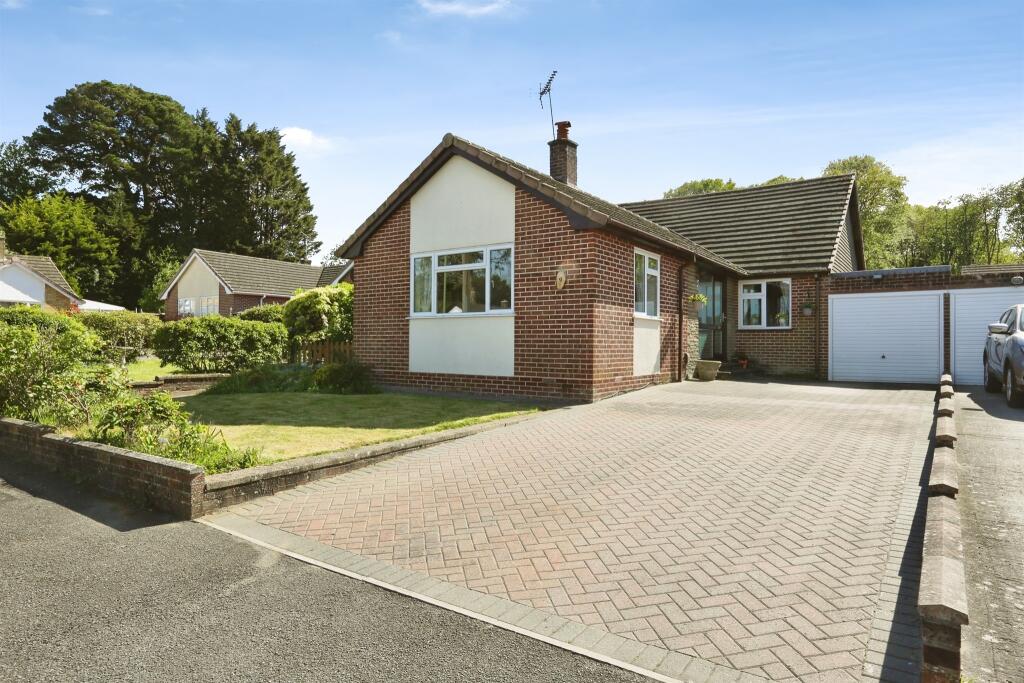 Main image of property: Tudor Gardens, Hedge End, Southampton