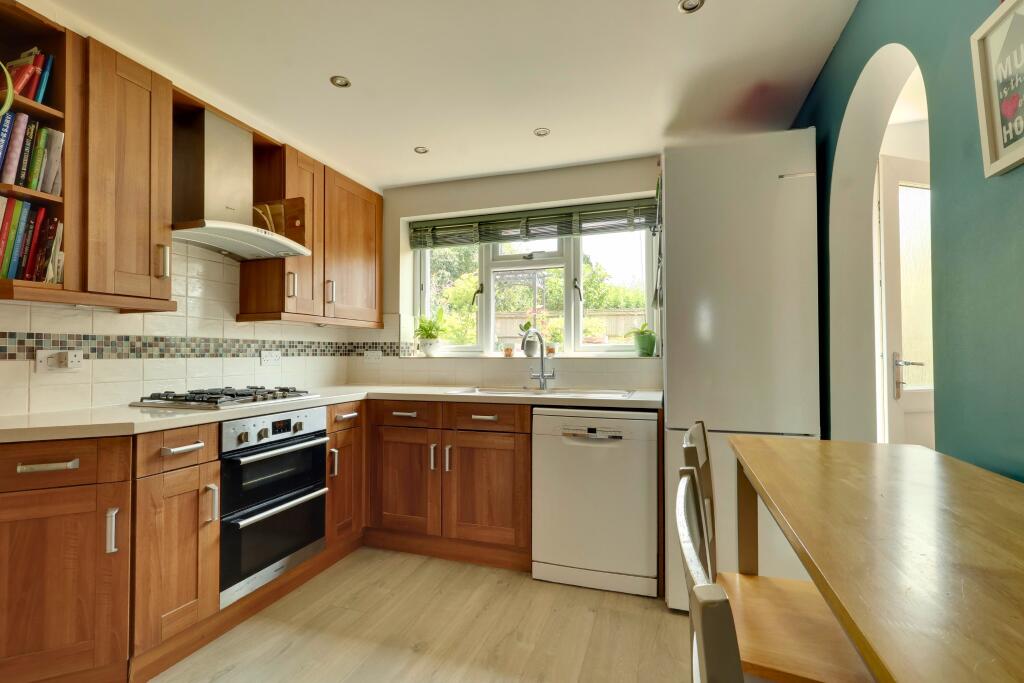 11, Duncton Road, Clanfield photo 4